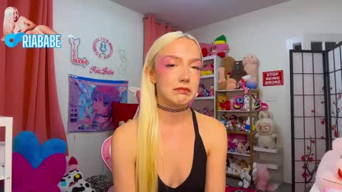ria  online show from May 7, 3:24 am