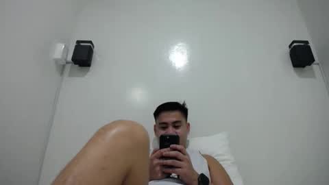 richard440842 online show from May 8, 10:32 am