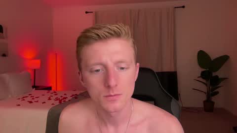 Richie online show from February 15, 3:09 am