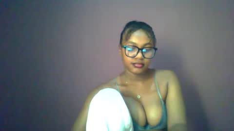 ricie001 online show from June 11, 12:58 pm