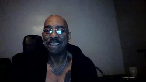 rico97681 online show from October 18, 12:42 pm