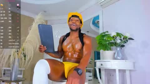 RicoBrowm online show from November 24, 5:17 am