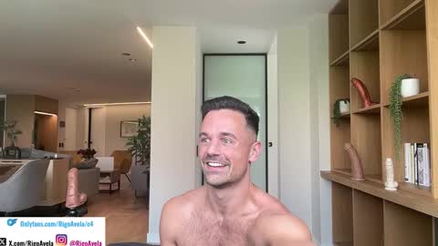 Rigo Avela online show from February 18, 9:03 pm