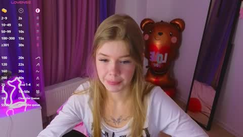 Rina online show from March 4, 9:56 pm