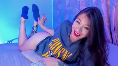 Riley online show from November 5, 9:50 pm