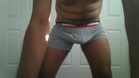rishavb1991 online show from May 6, 11:33 pm