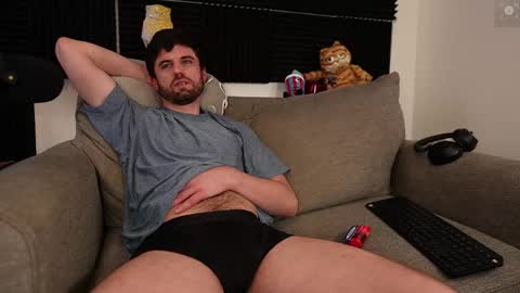 Ryan aka KeylimeRy online show from January 16, 2:37 pm