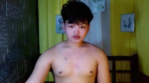 Snapshot of rnl_cum chatting on October 17, 4:55 pm RICH MY GOAL online show from October 17, 4:55 pm