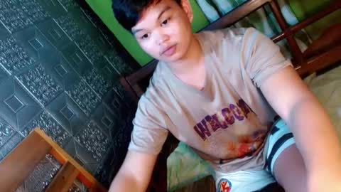 Snapshot of rnl_cum chatting on January 5, 8:54 am RICH MY GOAL online show from January 5, 8:54 am