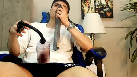 Roan Birkin online show from May 29, 2:09 am