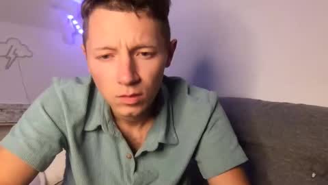 RoastingCorn online show from March 5, 8:43 am