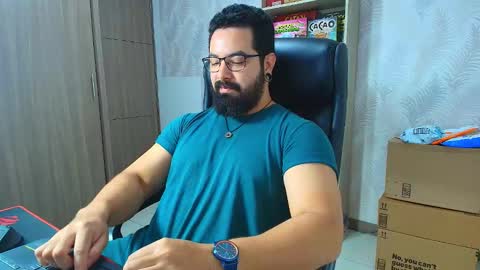 Robby online show from December 15, 5:25 am