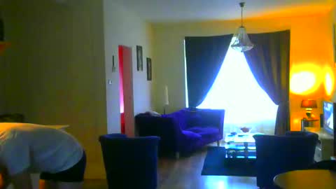 rober10000 online show from December 5, 9:19 am