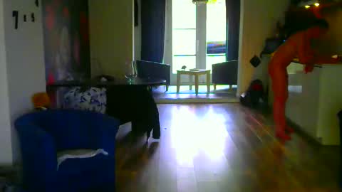 Snapshot of rober10000 chatting on October 26, 9:21 am rober10000 online show from October 26, 9:21 am