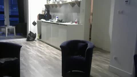 rober10000 online show from November 14, 6:59 am