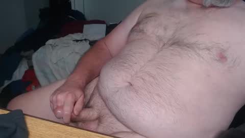 Robert9955 online show from October 18, 9:19 pm