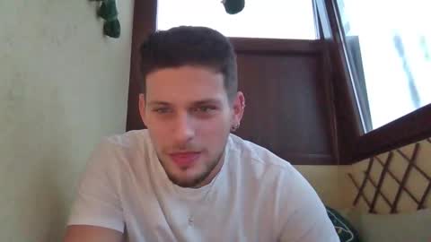 Roberto online show from December 5, 6:01 am