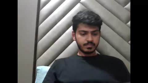 Robertsalia online show from December 3, 6:41 pm