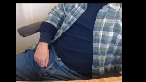 Snapshot of robidan6923 chatting on January 27, 7:24 pm robidan6923 online show from January 27, 7:24 pm