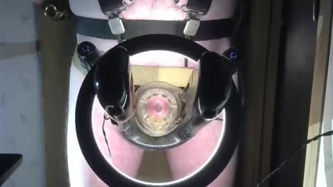 Robodickmilker online show from November 15, 12:45 am