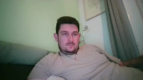 Robin online show from October 13, 8:55 pm