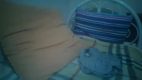 rocco8613is online show from December 24, 12:44 pm