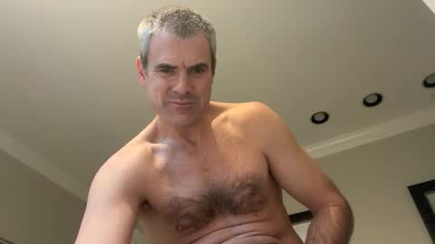 rock_steady80 online show from December 5, 8:06 pm