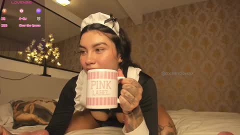 Samantha Estephania  online show from February 19, 4:00 am