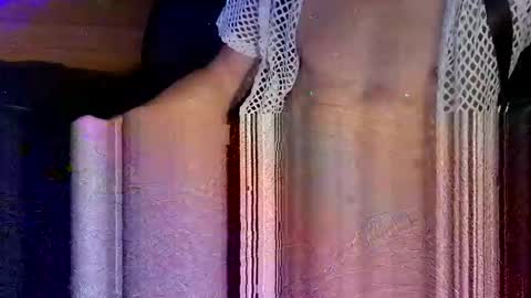 rod77knee online show from February 2, 2:31 am