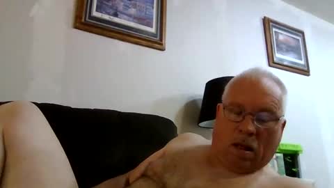 rodstud641 online show from December 4, 12:05 pm