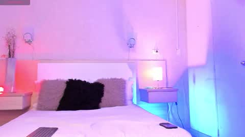 Snapshot of rogger_physique chatting on September 16, 1:46 pm Rogger online show from September 16, 1:46 pm