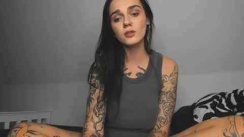 rokiinbaby online show from December 18, 8:57 pm