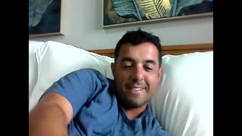 Snapshot of roller1987 chatting on October 15, 5:58 pm Roller Handsome online show from October 15, 5:58 pm