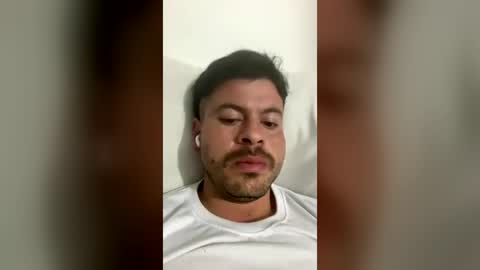 roloembajador001 online show from June 23, 3:25 am
