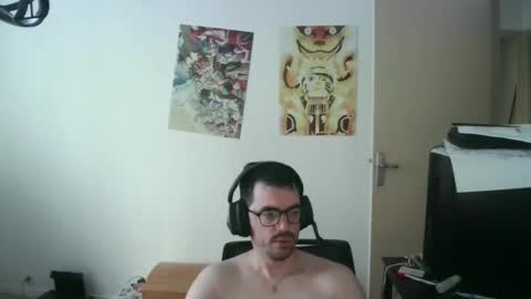 romainb72 online show from April 16, 6:13 am