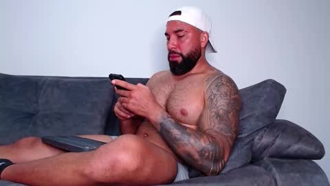 Roman online show from November 6, 10:35 pm