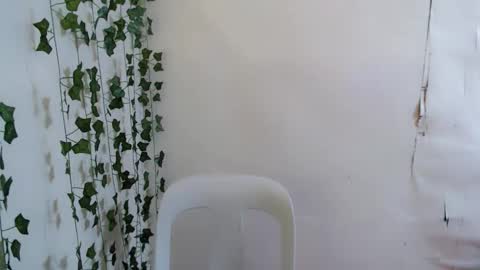 KATH online show from February 10, 5:27 pm