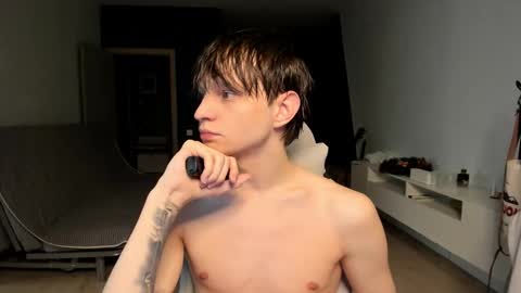 Romeo online show from February 18, 4:23 am