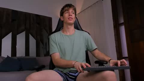 Romeo Ricci online show from February 13, 2:42 pm