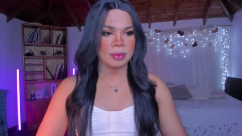 Romi Rouse online show from March 3, 10:55 am