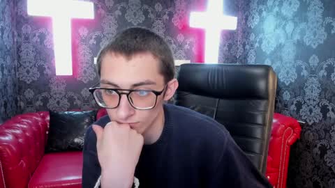 ronbevs online show from March 25, 7:09 pm