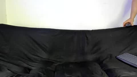 Ronnie online show from February 3, 9:19 pm