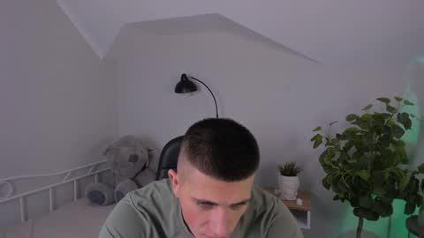 Rony online show from December 2, 1:30 pm