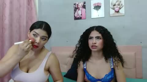 rosa_woolf online show from February 11, 1:26 pm