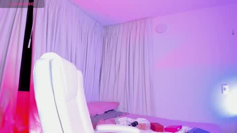 Rose A online show from October 28, 11:50 pm