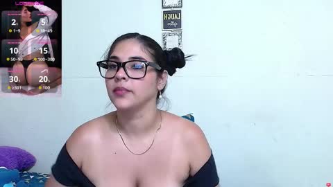 rose_towers4 online show from March 31, 10:32 pm