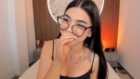 Rose online show from March 11, 2:42 pm