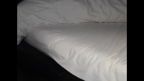 Snapshot of rosemusclecali chatting on November 1, 11:37 pm Jake online show from November 1, 11:37 pm