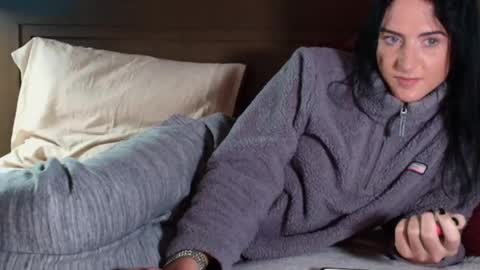 Rosie online show from March 6, 11:53 pm