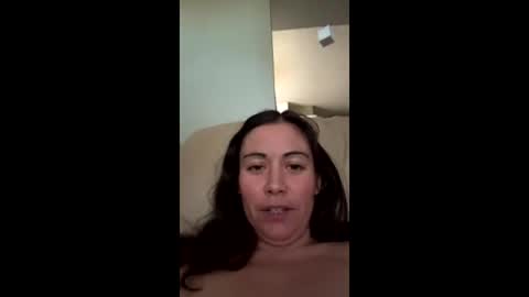 roseyg2326 online show from April 5, 1:02 am